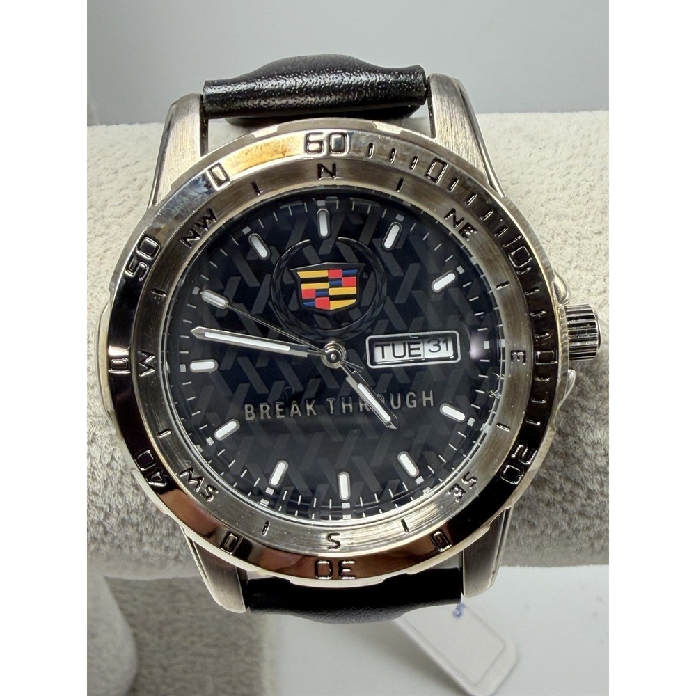 Cadillac Break Through Mens Watch NWT New Battery 40MM 8"‎ Leather Band GM